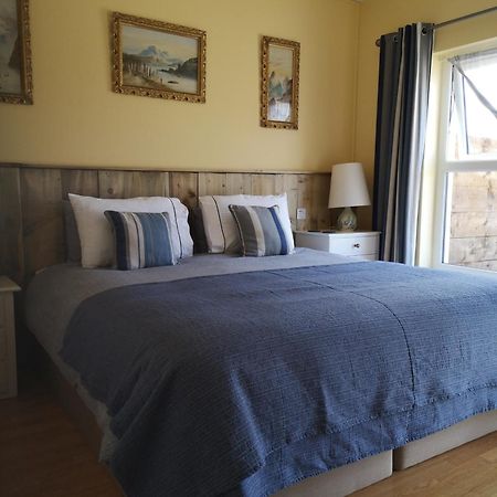 Апартаменты Beautiful One Bed With Stunning Sea View Вотафорд Экстерьер фото